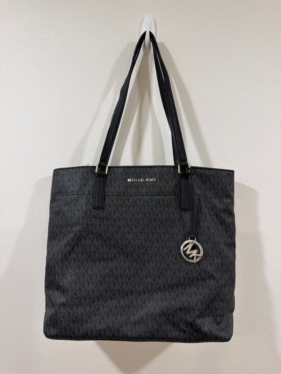 Michael Kors Handbags - Michael Kors Authentic Signature Large Tote Handbag Leather Shoulder Bag- Black